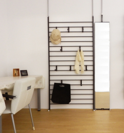 隙間無くならべられるつっぱりミラー（姿見）幅30ｃｍ