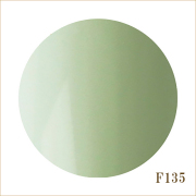 F135　白緑