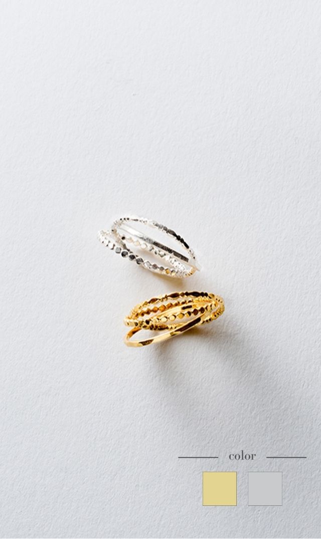 ３連リング銀金