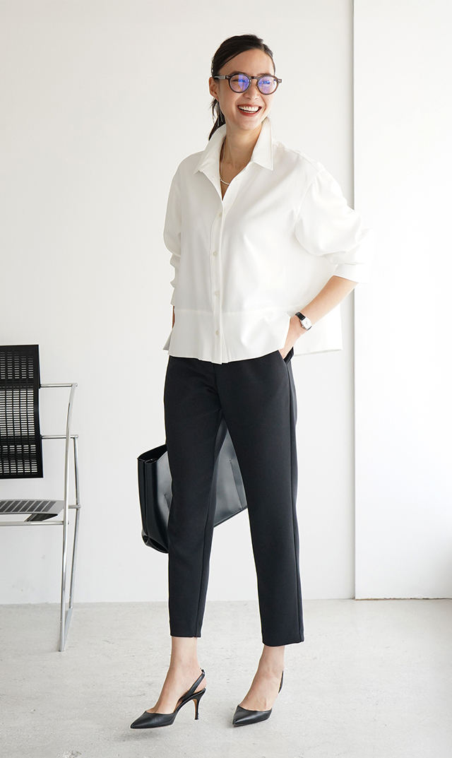 360°ストレッチ・シワ防止テイパードパンツ黒