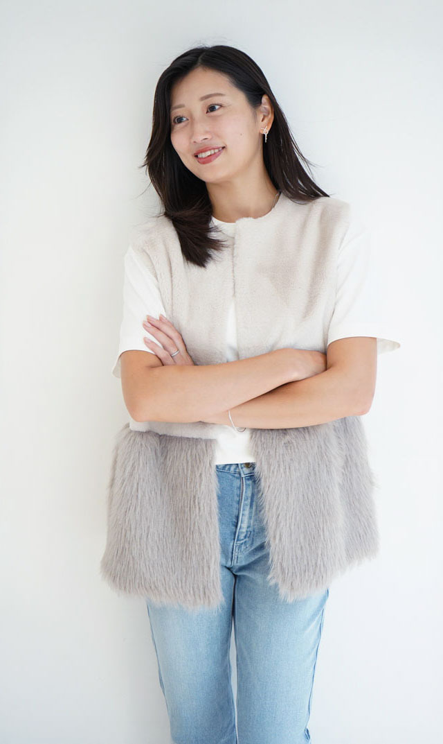 華やかなファーと快適なニットの絶妙なバランスの”ファーパネル