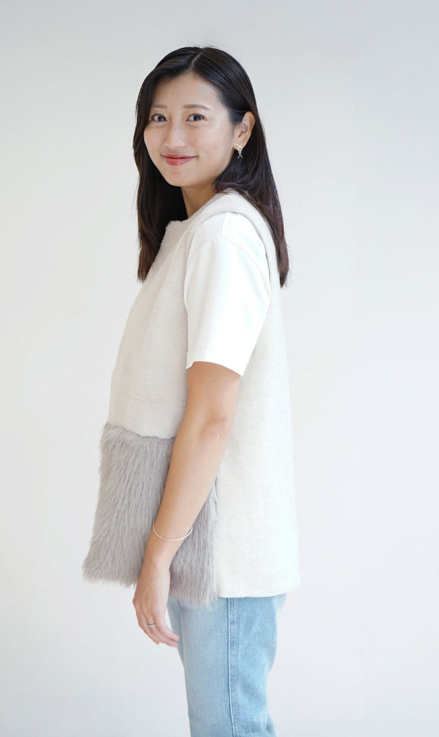 華やかなファーと快適なニットの絶妙なバランスの”ファーパネル