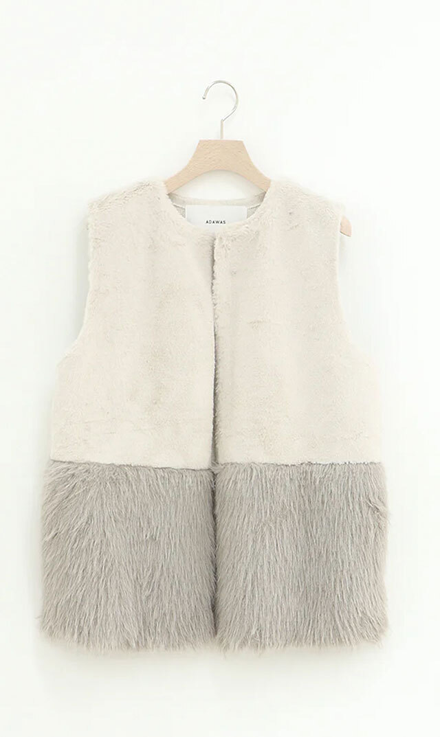 アダワス　ニットベスト　美品　お値下げ ADAWAS - ダブルフェイスニットベスト (グレー) ウール / Vネック