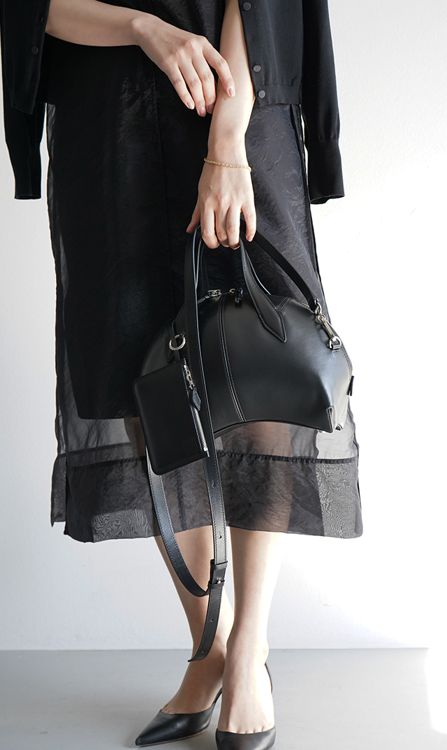 インポートボクギ曲線美ハンドバッグ黒白