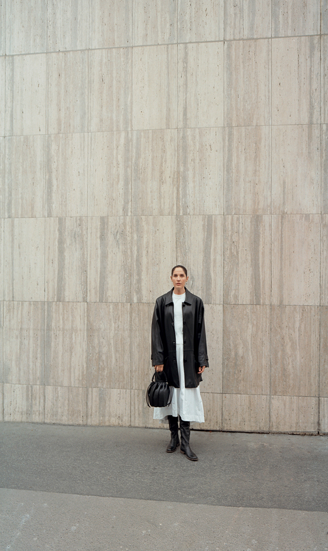 インポートボクギ花フォルムハンドバッグ黒白