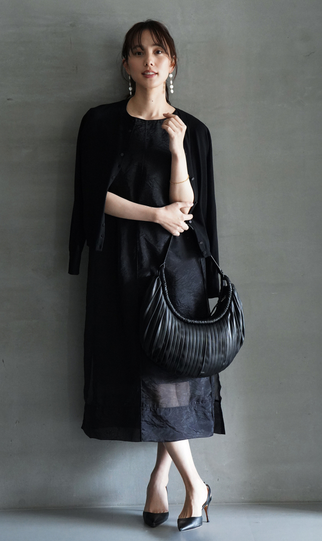 インポートプリーツディテールショルダーバッグ黒
