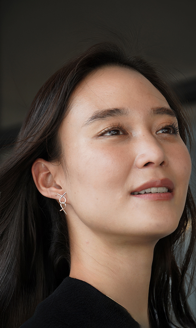 ワイヤーピアス銀金