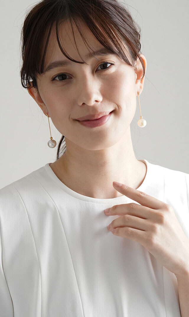 ファンエンパイヤ南洋アップライトピアス