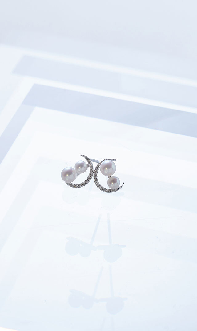 ファンエンパイヤアコヤ２粒パールピアス