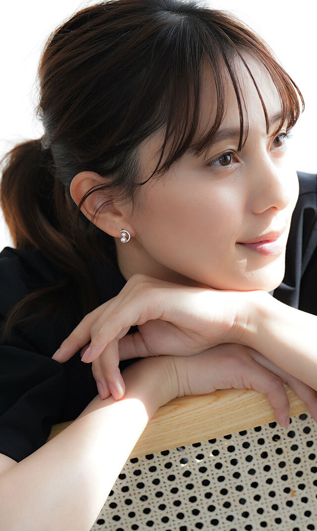 ファンエンパイヤアコヤ２粒パールピアス