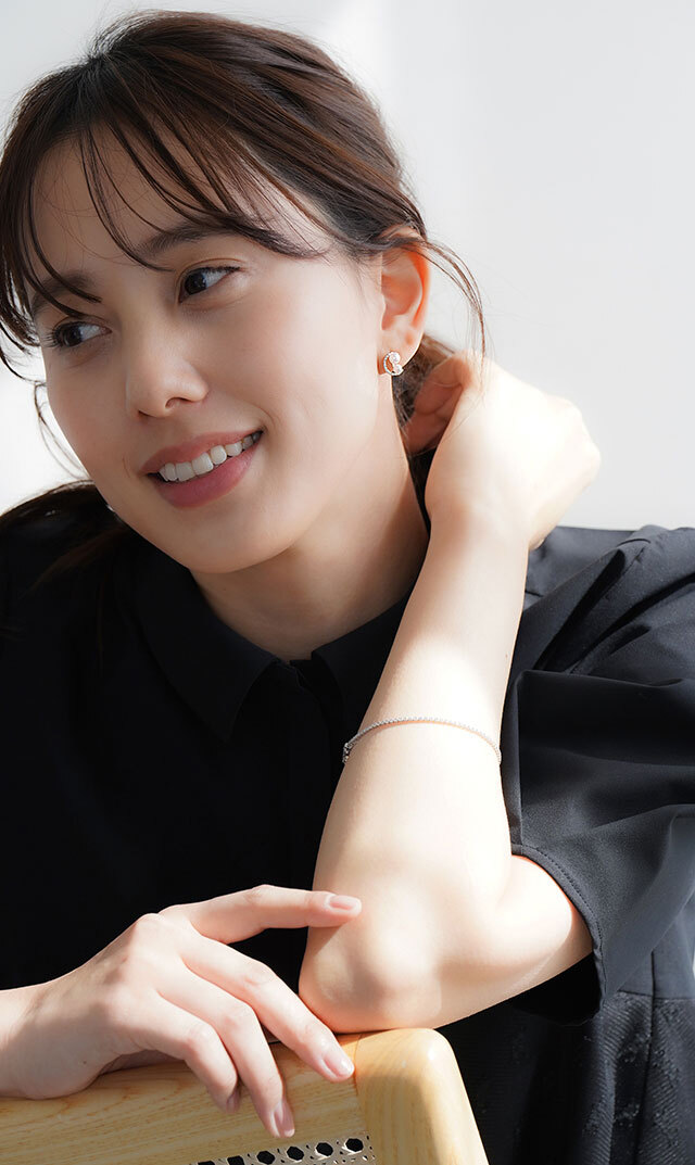 ファンエンパイヤアコヤ２粒パールピアス