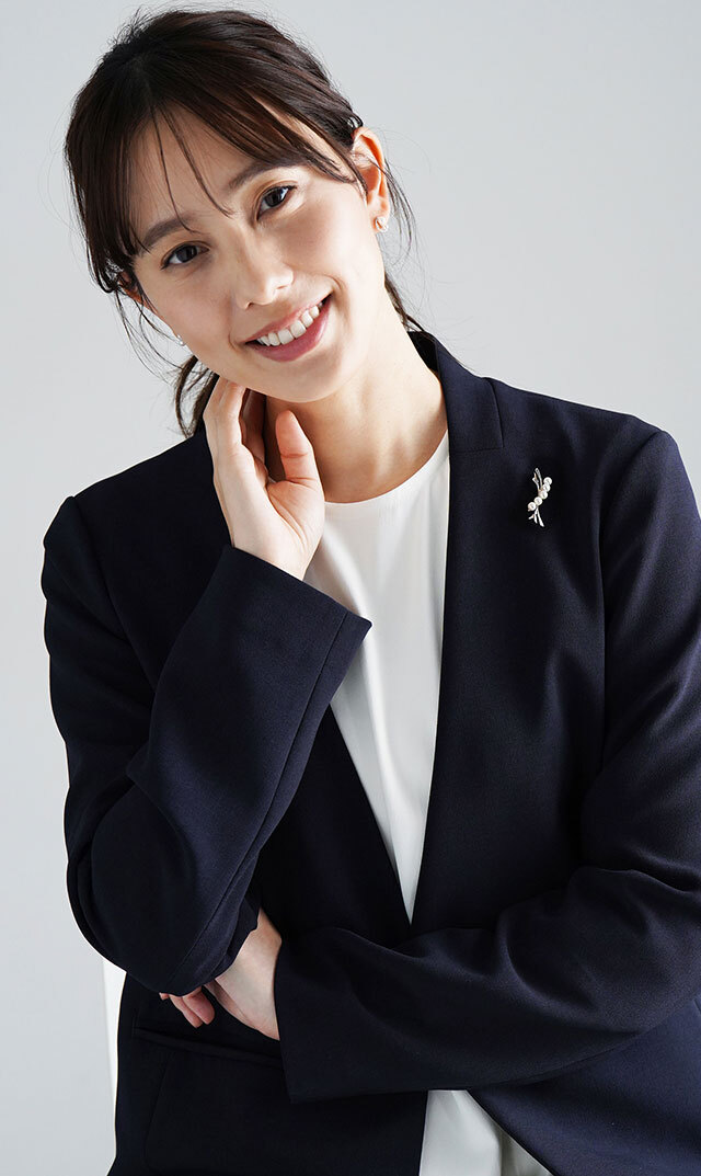 ファンエンパイヤパールベリーブローチ