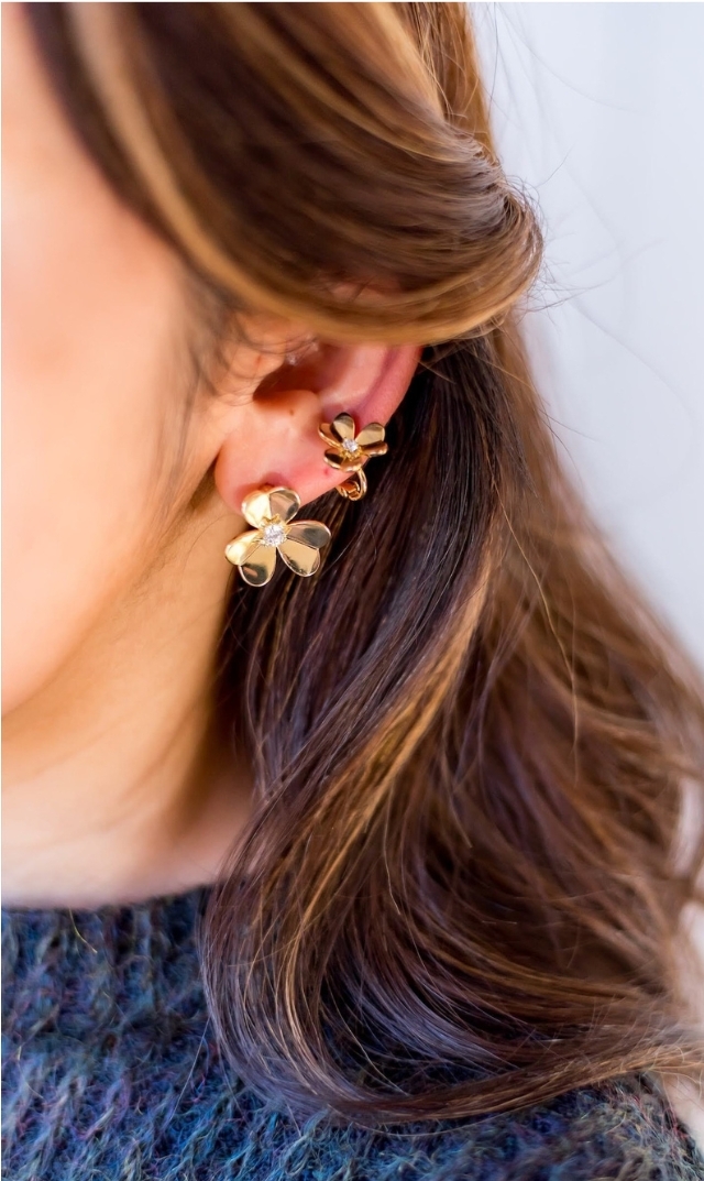 ハニービジュー(THE HANY Bijoux)】アシンメトリーフラワーピアス