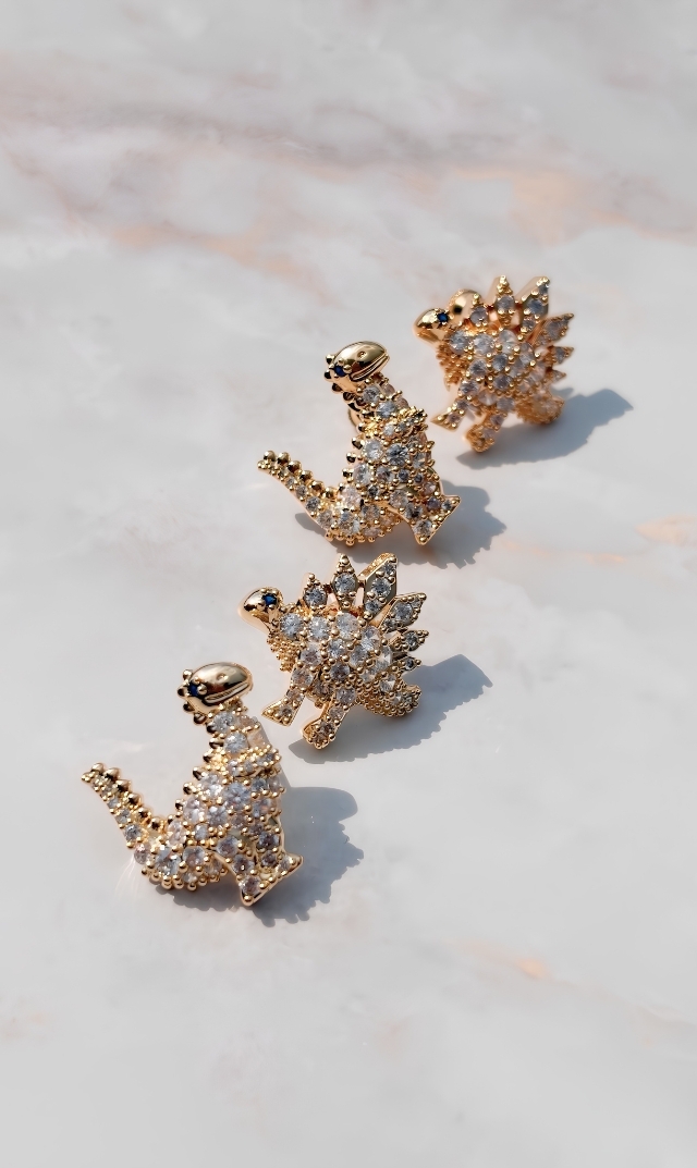 [期間限定販売]【ハニービジュー(THE HANY Bijoux)】ダイナソーピアス・イヤリング（ゴールド / シルバー)