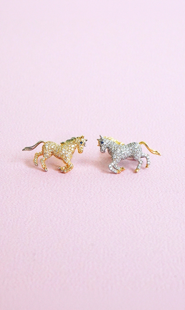 [期間限定販売]【ハニービジュー(THE HANY Bijoux)】ホースピアス・イヤリング（ゴールド / シルバー）
