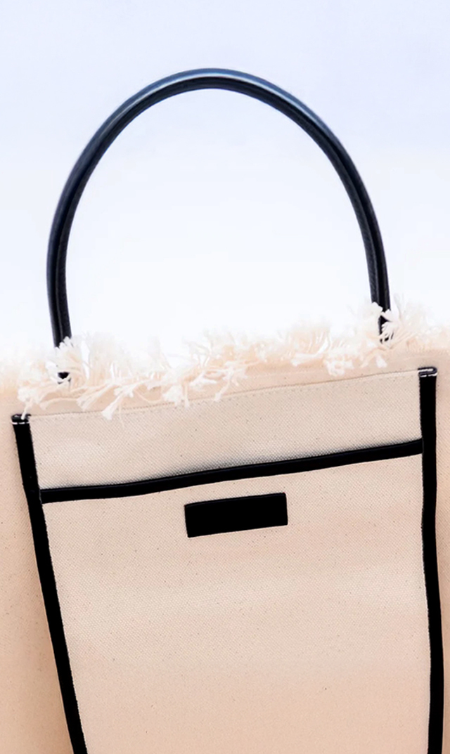 レザーとコンビの大きめキャンバスバッグ“LOAD トートバッグ”が登場！