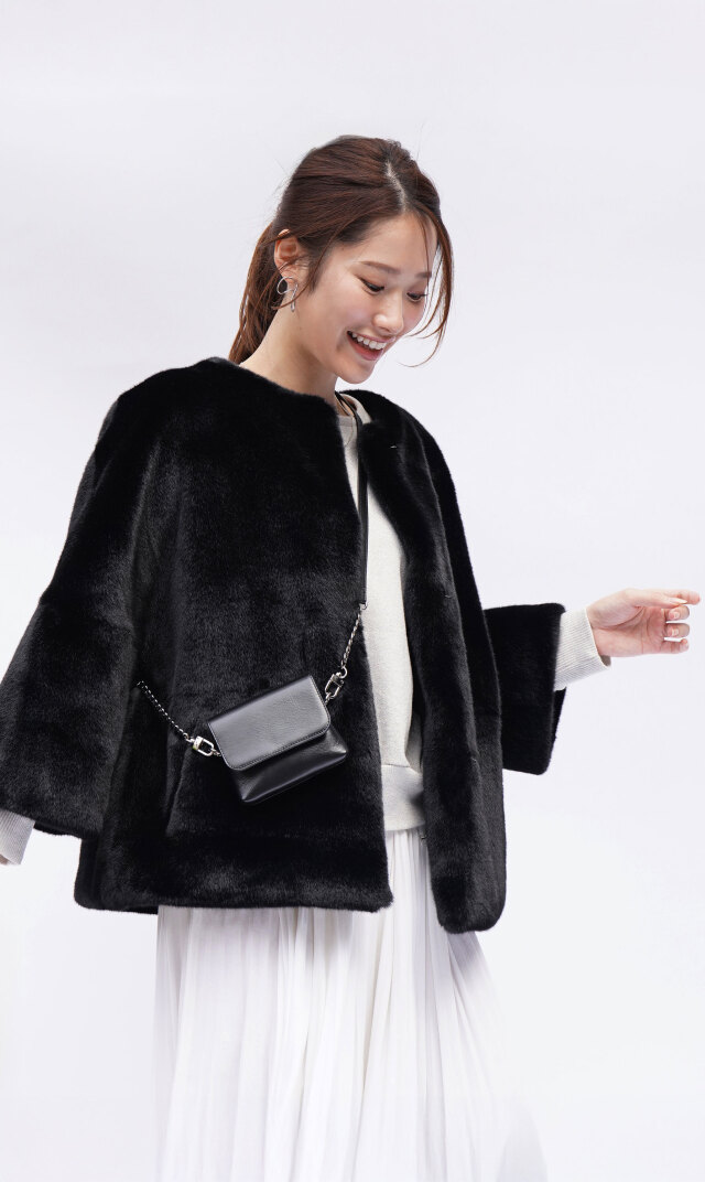 真冬のスタイリングを暖かく華やかに彩る“COLETTEファージャケット”