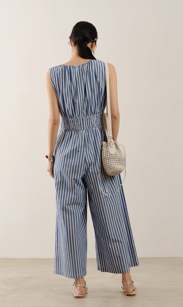 颯爽と歩きたくなるオールインワン“Cotton Wave Tuck All In One”