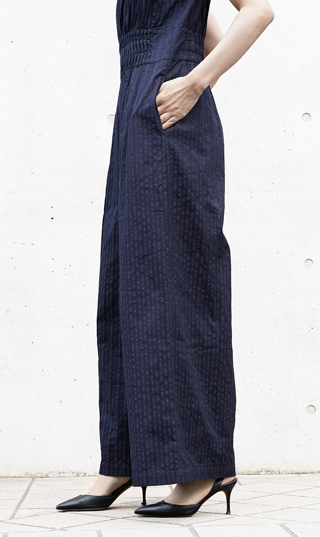 颯爽と歩きたくなるオールインワン“Cotton Wave Tuck All In One”