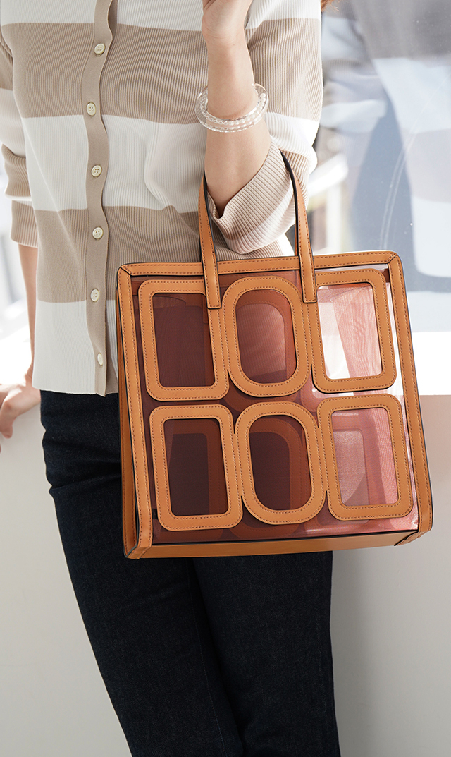 上質な素材と丁寧な仕立て、シンプルで存在感のあるデザイン “TULLE