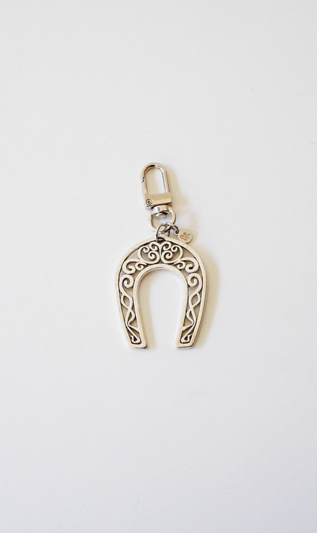 [ ※受注販売(～3/22）]【プチ・モーメント(PETIT MOMENTS )】Horse Shoe Key Chain(シルバー）
