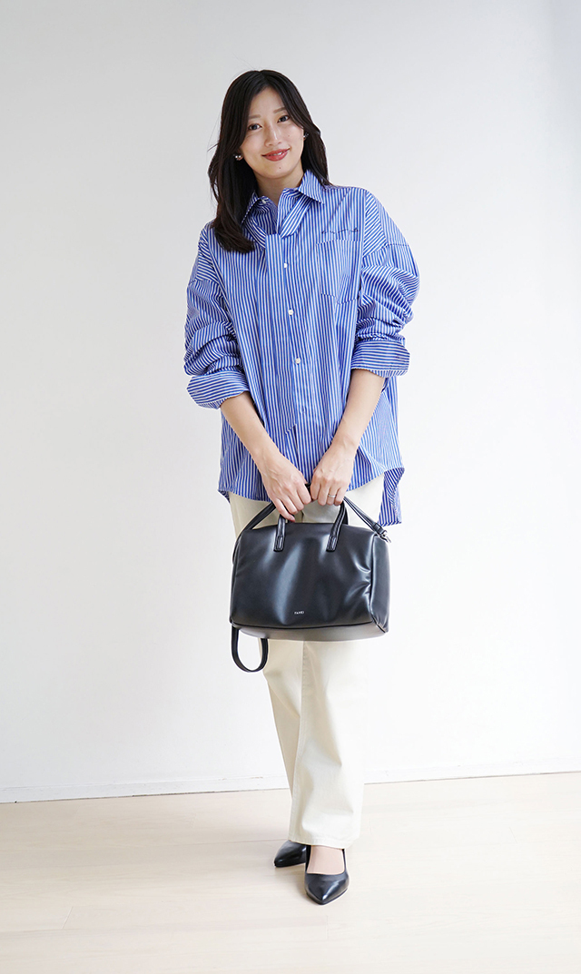 スキニータイ付きブルーストライプシャツ