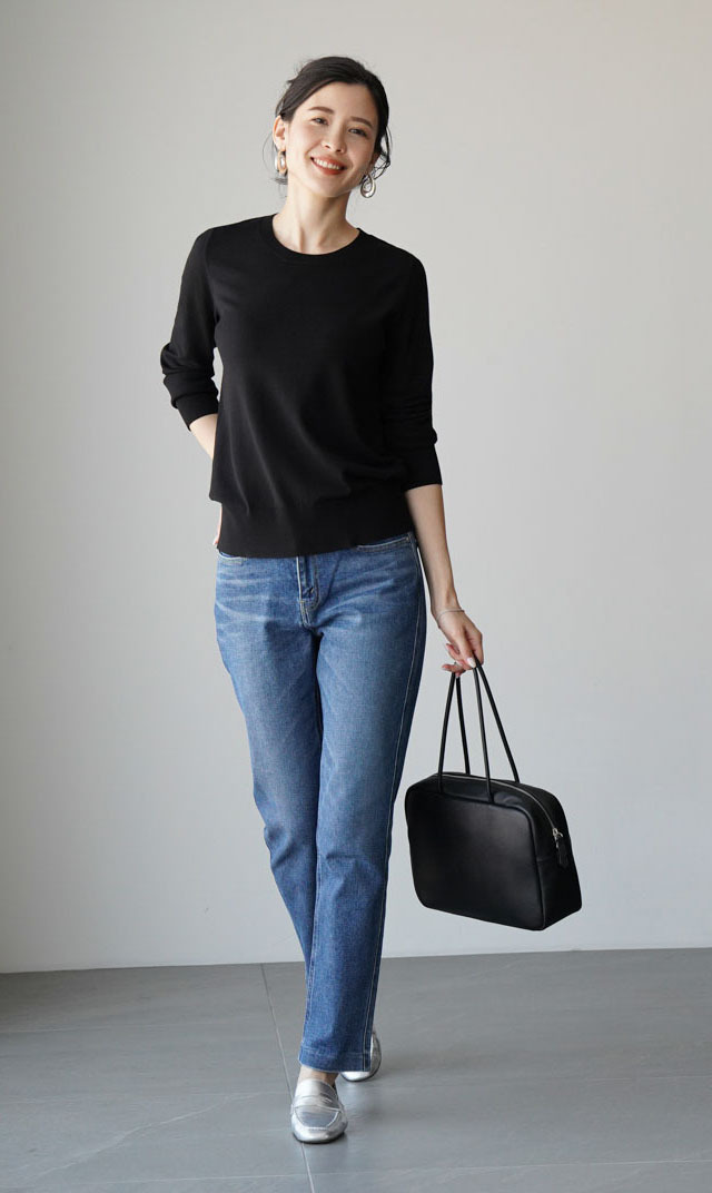 綺麗な細身のラインで女性らしく,上品に穿けるシルエット“Sofy デニム