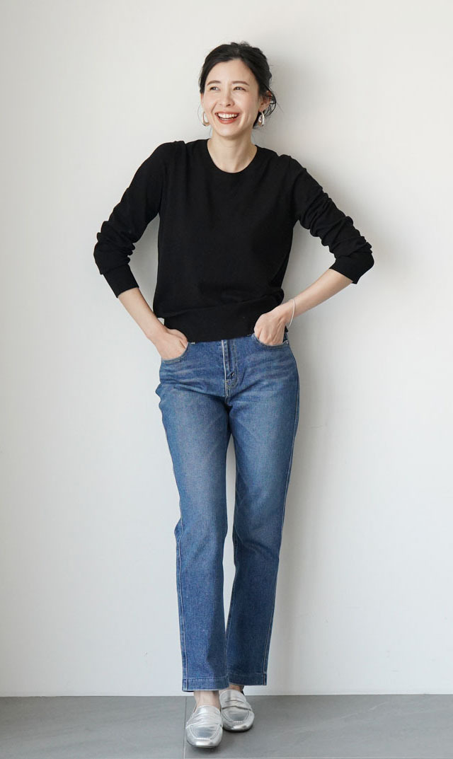 綺麗な細身のラインで女性らしく,上品に穿けるシルエット“Sofy デニム