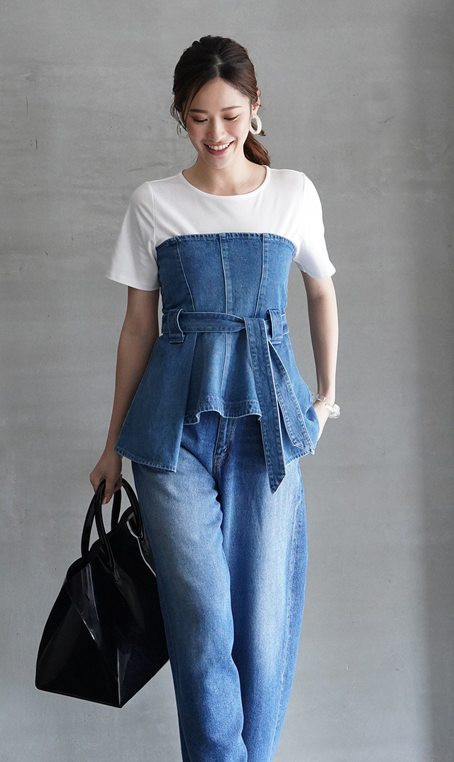デニム素材で作られた遊び心たっぷりのビスチェ “BUSTIER デニムビスチェ”