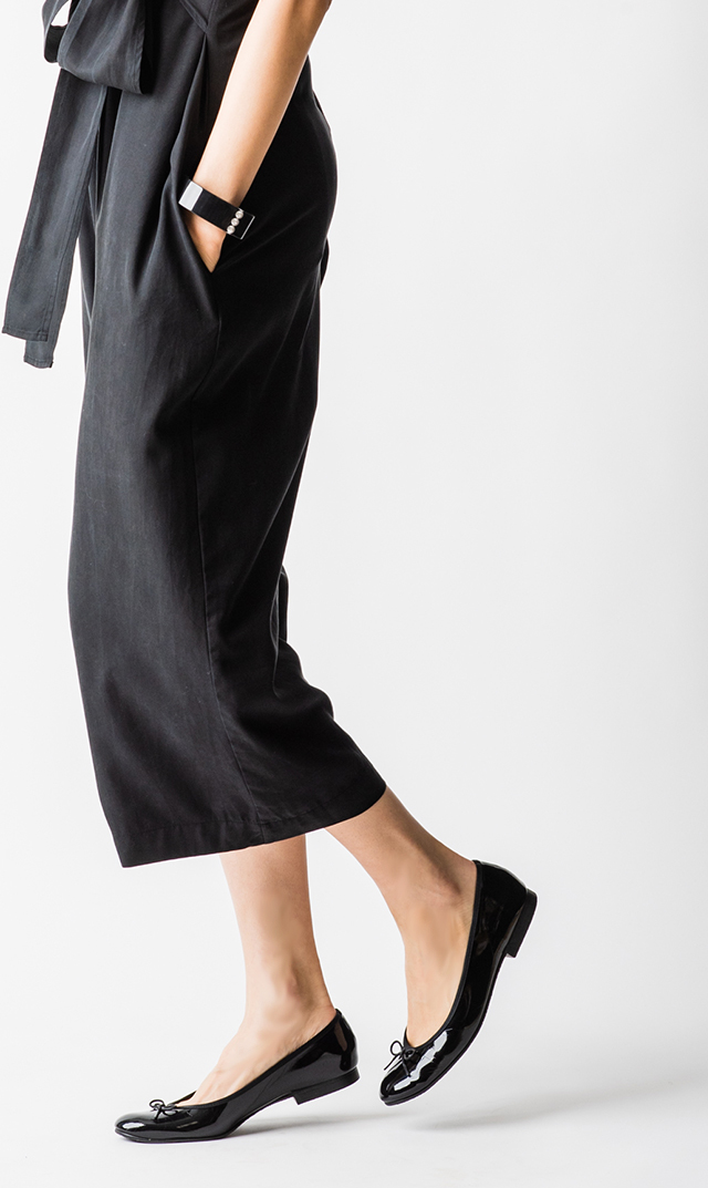 黒,ブラック,ラウンド,バレエシューズ,エナメル,雨の日OK,レインシューズ,痛くならない,疲れにくい,小さいサイズ,大きいサイズ,外反母趾