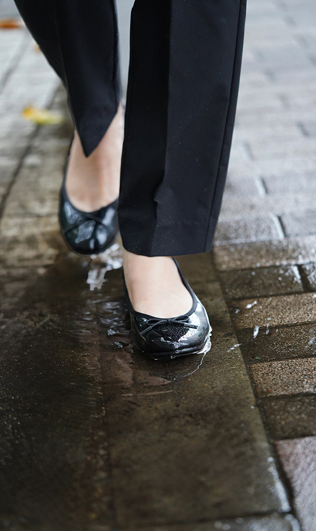 歩きやすさを追求したママのためのバレエシューズ