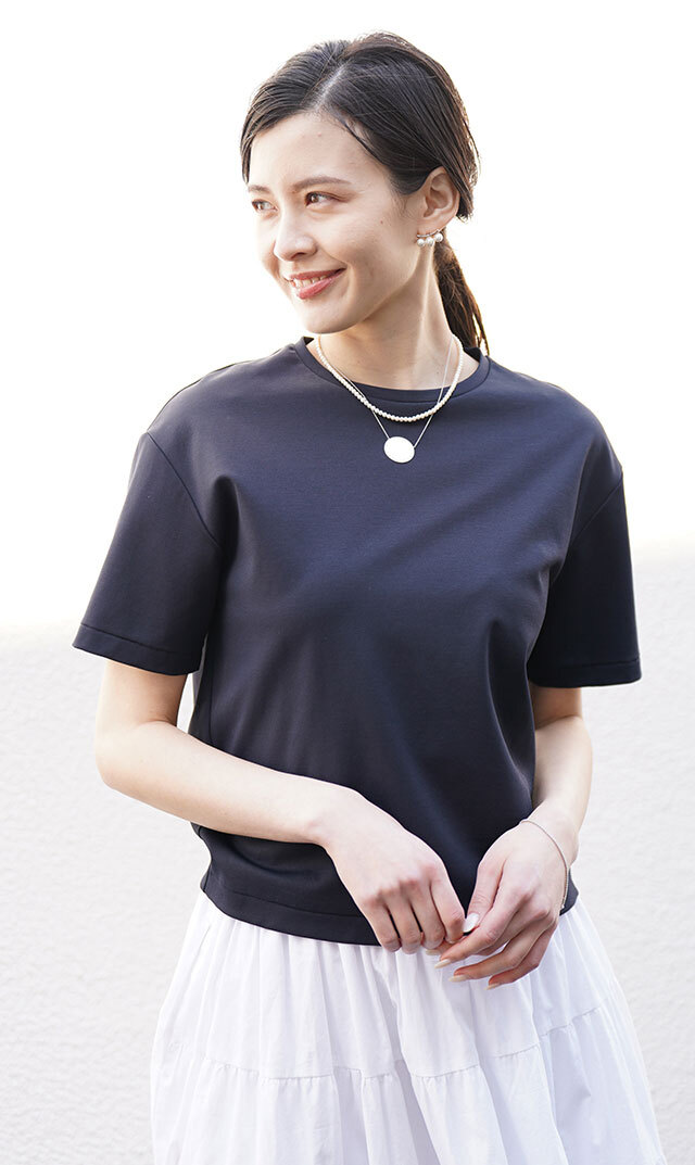 2024SS VIRINA ヴィリーナ クラリスTシャツ UVカット97％、接触冷感、透けにくく高級感が漂うポンチ素材の