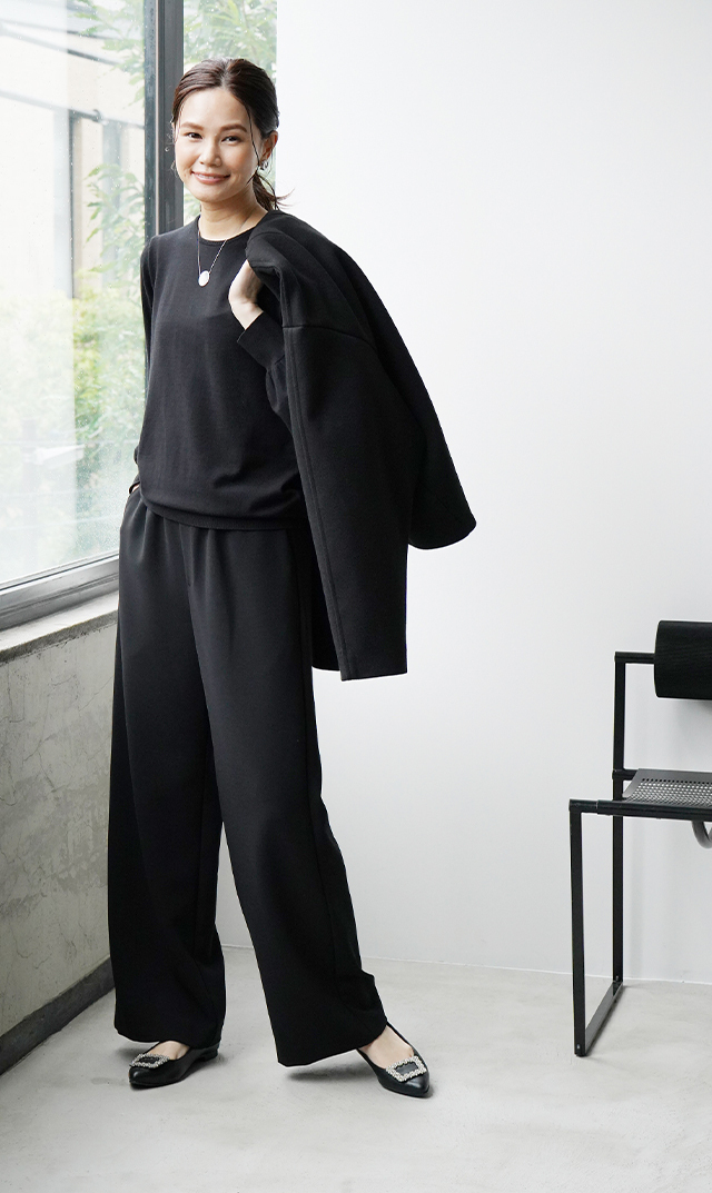 最終価格 VIRINA ビジューパンプス 23 コーデの幅を広げるエレガントな