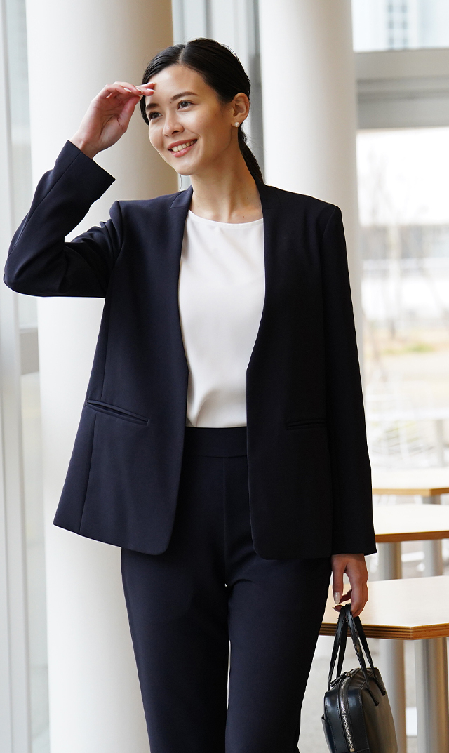 ノーカラーミディ丈ジャケット紺