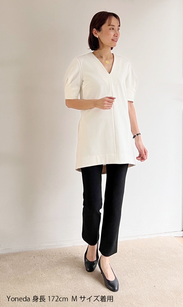 家庭洗濯OK高ストレッチVネックパフスリーブトップスが登場！