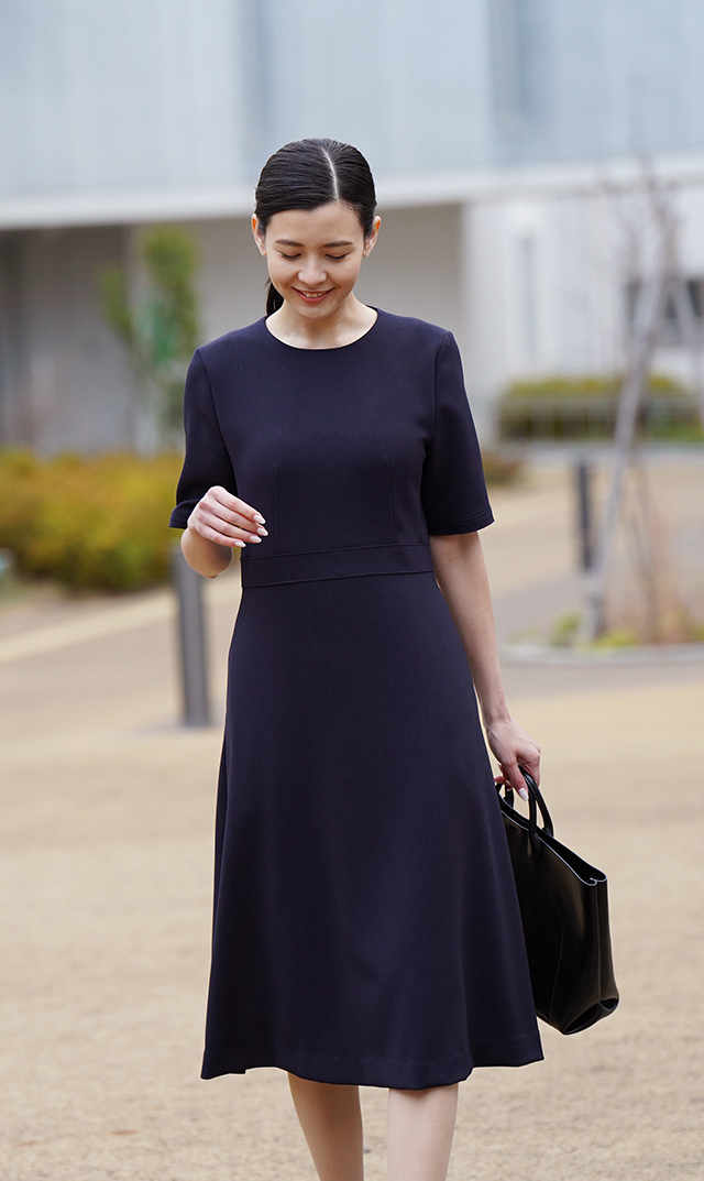 お受験ウエストマークワンピース濃紺
