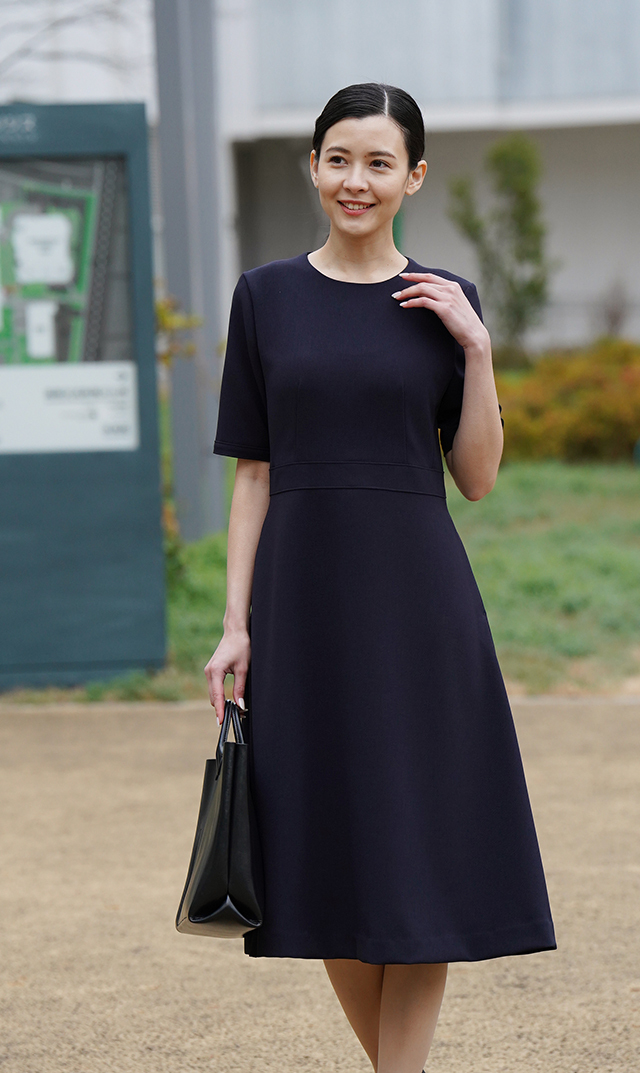 お受験ウエストマークワンピース濃紺