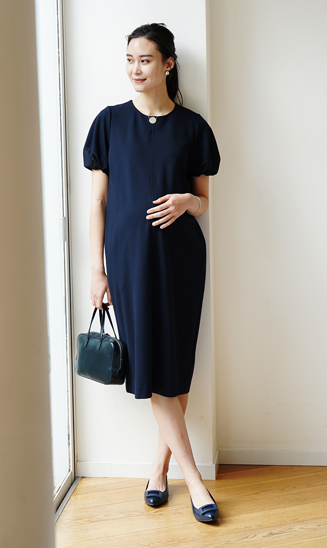 晴雨兼用スクエアバックルパンプス紺