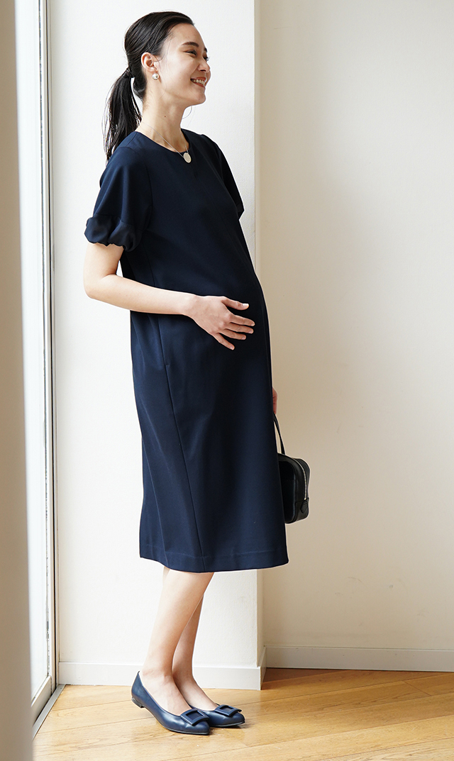 晴雨兼用スクエアバックルパンプス紺