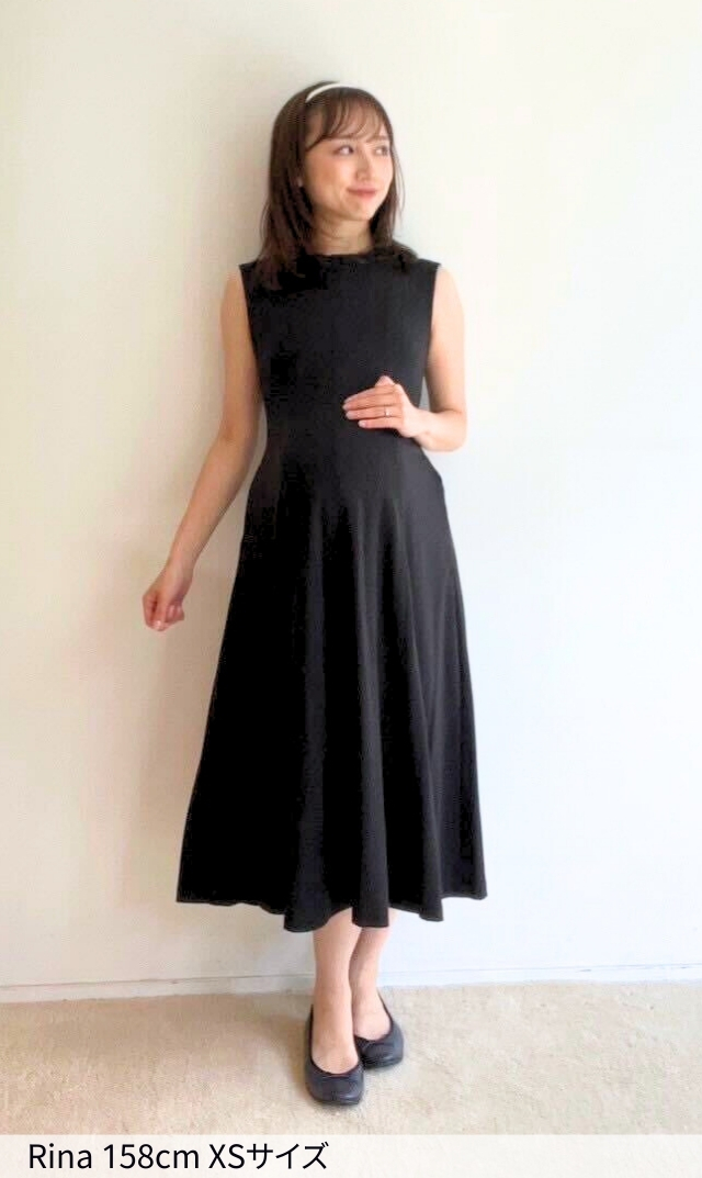 360°ストレッチ凛とした美しさを引き出す“パネルステッチワンピース”が  