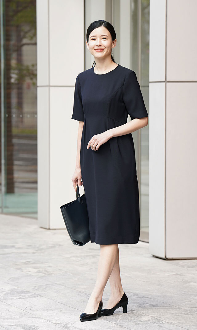 真夏も心地良く過ごせる、軽やかで涼しい“襟取り外し可能クール