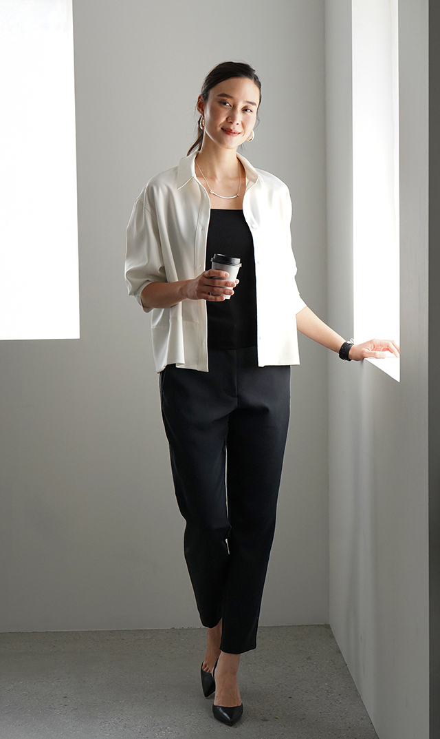 シワになりにくい接触冷感ライラシャツ白