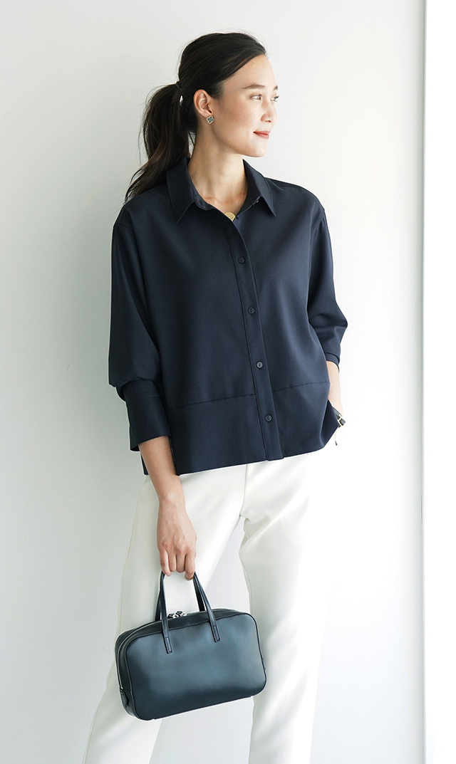 シワになりにくい接触冷感ライラシャツ紺