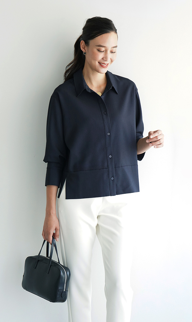 シワになりにくい接触冷感ライラシャツ紺