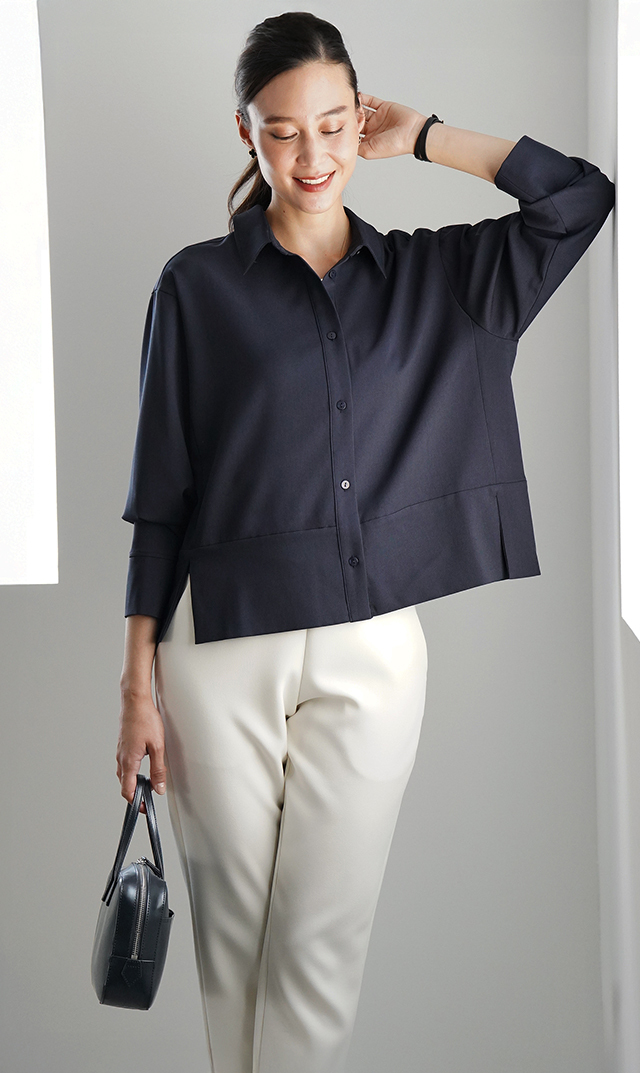 シワになりにくい接触冷感ライラシャツ紺