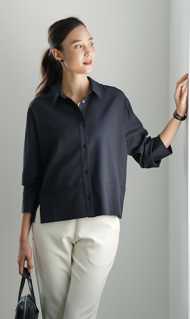 シワになりにくい接触冷感ライラシャツ紺