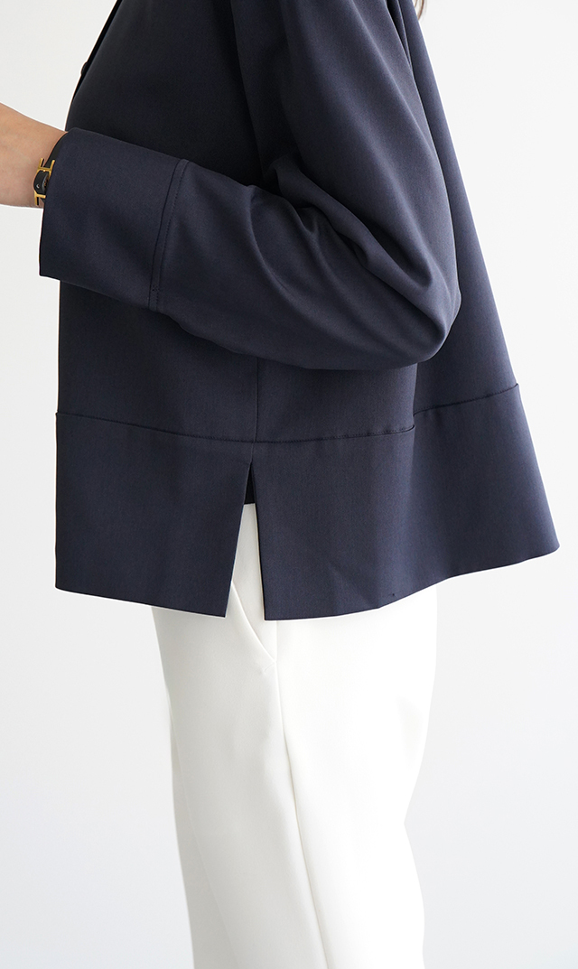 シワになりにくい接触冷感ライラシャツ紺