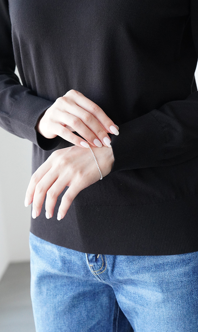 アデルクルーネックニット４色展開