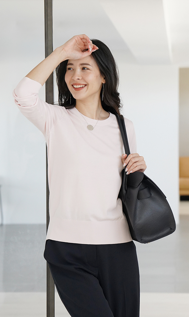 アデルクルーネックニット４色展開