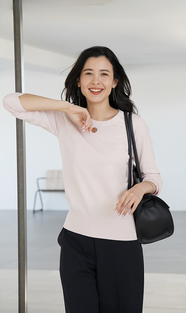 アデルクルーネックニット４色展開